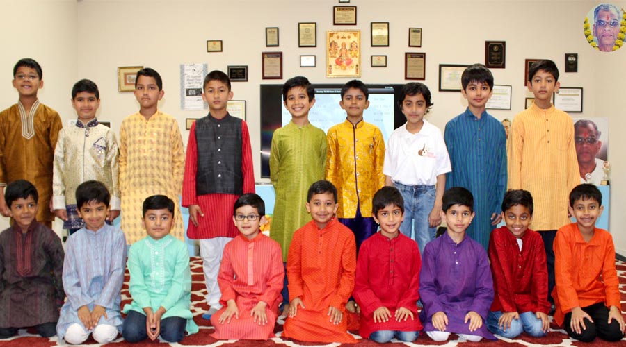 In-loving-memory-of-Madhav-Tare-2019-students-group-12
