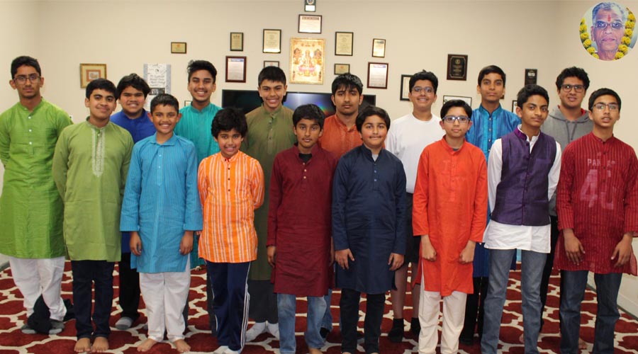 In-loving-memory-of-Madhav-Tare-2019-students-group-6